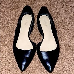 Nine West Pointed Toe Flats.